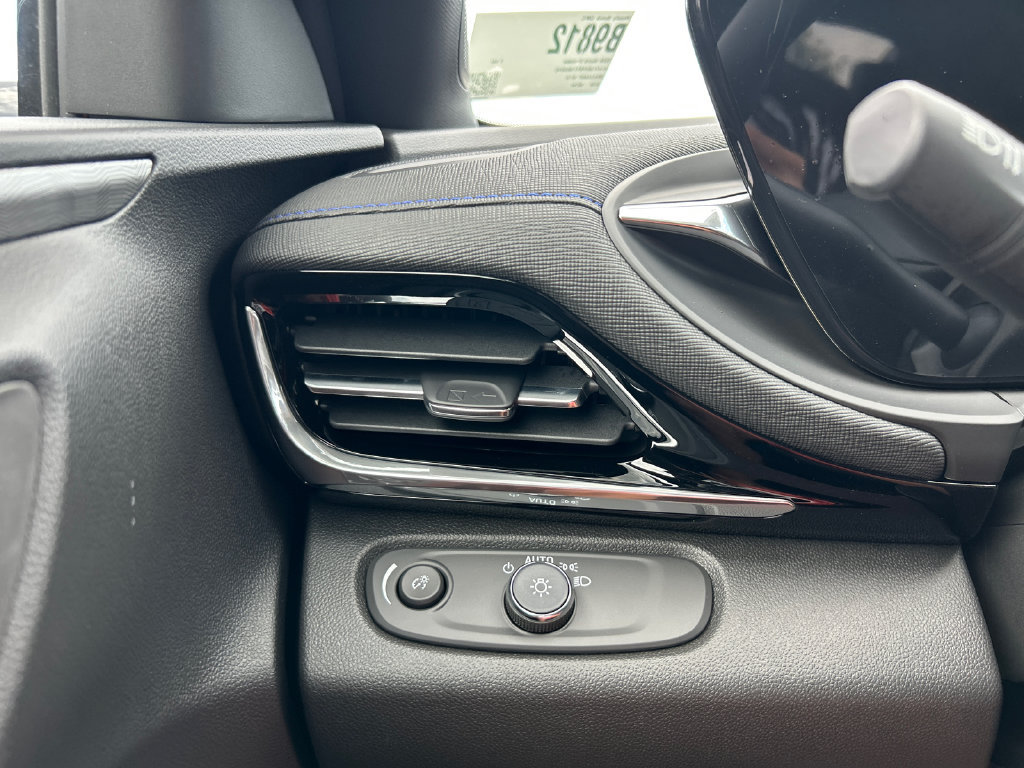New 2026 Buick Envista Sport Touring w/ Convenience I Package FWD image 19