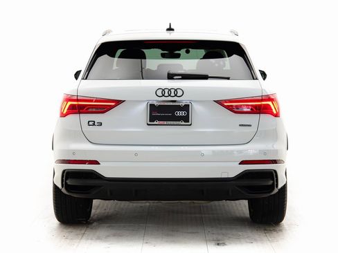 Certified 2025 Audi Q3 2.0T Premium image 30