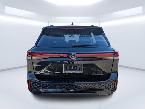 New 2026 Volkswagen Tiguan SE R-Line image 4