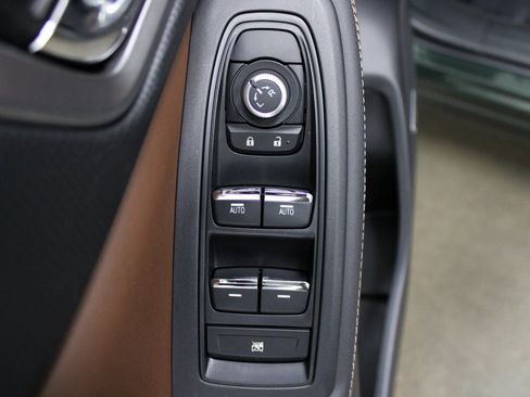 Used 2023 Subaru Forester Touring image 16