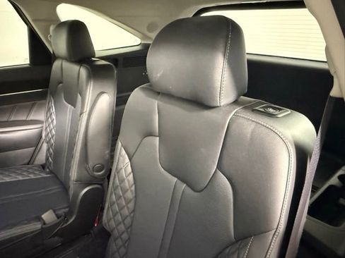 Used 2023 Kia Sorento SX Prestige image 40