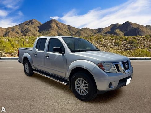 Used 2017 Nissan Frontier SV RWD image 5