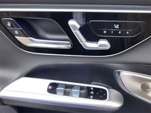 New 2026 Mercedes-Benz GLC 43 AMG GLC 43 AMG image 11