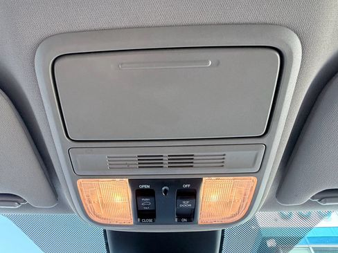 Used 2022 Honda Odyssey EX-L image 17