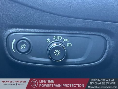 Used 2023 Chevrolet Equinox LT image 12