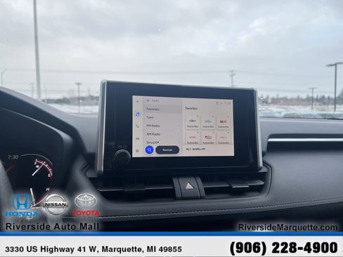 Used 2025 Toyota RAV4 XLE image 17