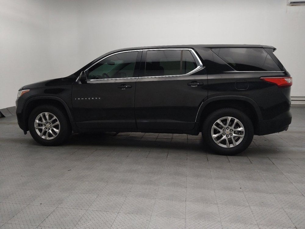 Used 2021 Chevrolet Traverse LS FWD image 3