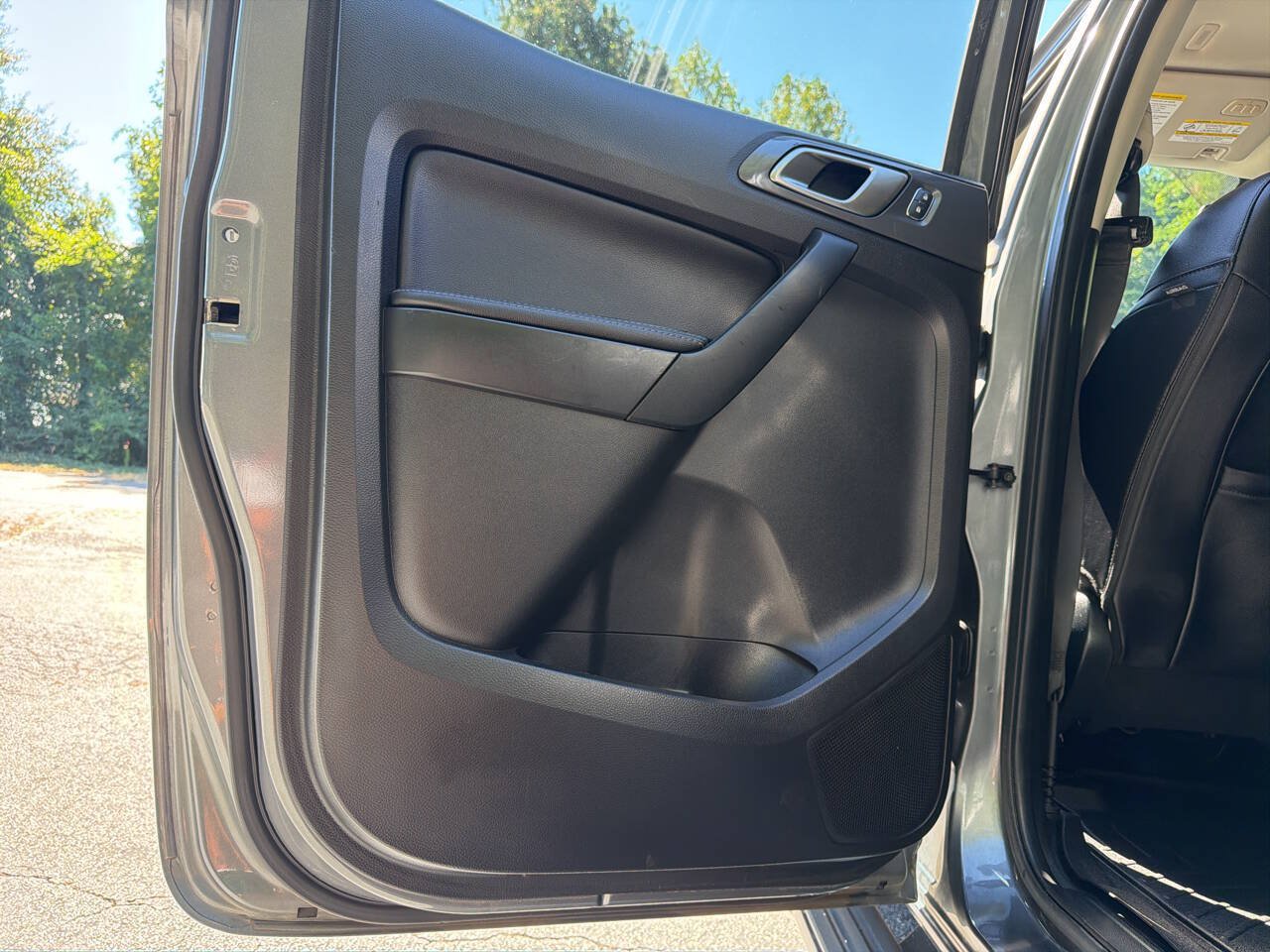 Used 2021 Ford Ranger Lariat w/ FX4 Off-Road Package AWD/4WD image 17