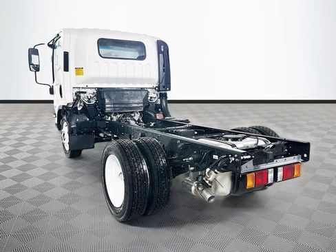 New 2026 Isuzu NPR image 18