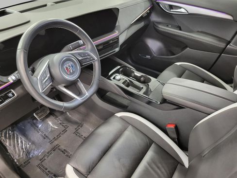 Used 2025 Buick Envision Sport Touring AWD/4WD image 9