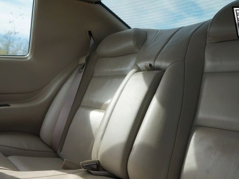 Used 2001 Cadillac Eldorado ESC w/ Comfort/Convenience Pkg image 16