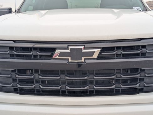 Certified 2023 Chevrolet Silverado 1500 RST w/ Redline Edition image 9