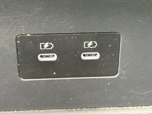 Used 2024 Nissan Rogue SV FWD image 5