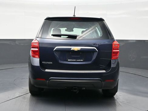 Used 2017 Chevrolet Equinox LS FWD image 4