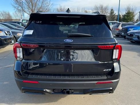 New 2026 Ford Explorer ST-Line w/ ST-Line Street Pack image 7