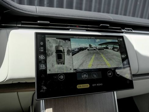 New 2026 Land Rover Range Rover SE AWD/4WD image 13