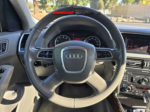 Used 2011 Audi Q5 2.0T Premium Plus AWD/4WD image 25
