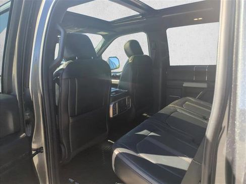 Used 2019 Ford F150 Platinum w/ Equipment Group 701A Luxury image 17