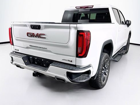 Used 2023 GMC Sierra 1500 AT4 w/ Technology Package image 4