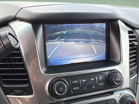 Used 2019 Chevrolet Tahoe LT image 27