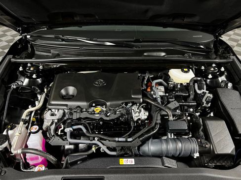 Certified 2025 Toyota Camry LE FWD image 9