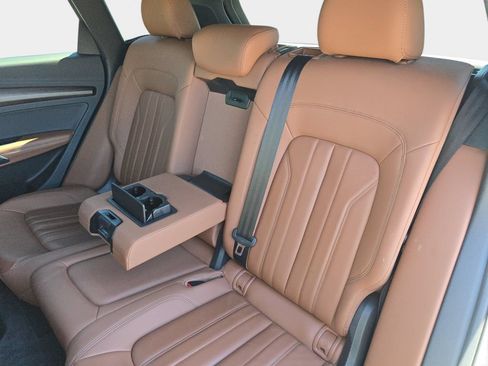 Used 2023 Audi Q5 2.0T Premium Plus w/ Premium Plus Package AWD/4WD image 17