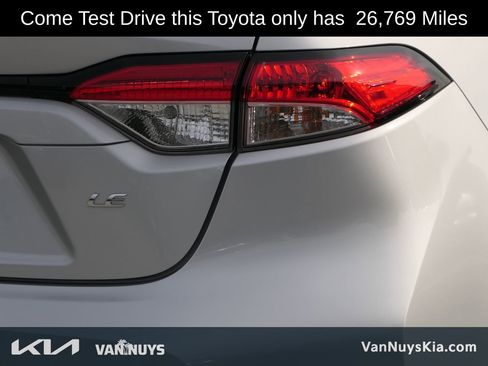 Used 2024 Toyota Corolla LE image 4