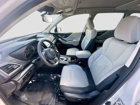 Used 2024 Subaru Forester Premium AWD/4WD image 21