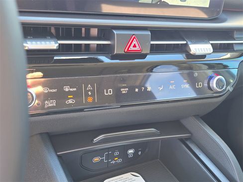 New 2026 Kia Sportage SX Prestige image 25