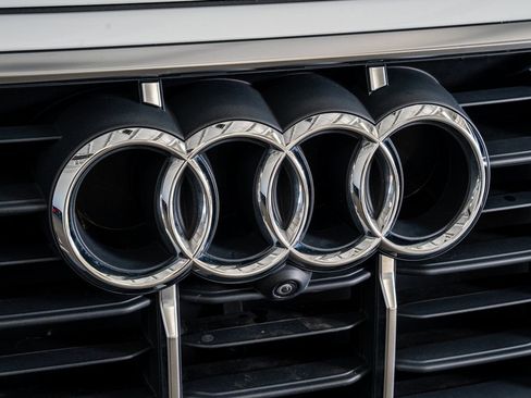 Used 2021 Audi Q7 2.0T Premium Plus w/ Executive Package image 18