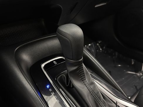 Used 2022 Toyota Corolla LE image 13