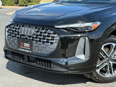 Used 2025 Audi Q5 Premium w/ Convenience Package