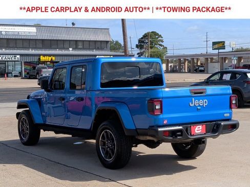 Used 2022 Jeep Gladiator Overland w/ LED Lighting Group AWD/4WD image 6