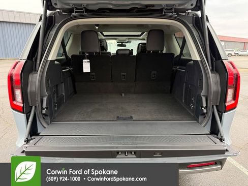 New 2026 Ford Expedition Max Platinum w/ Driver's Package image 19