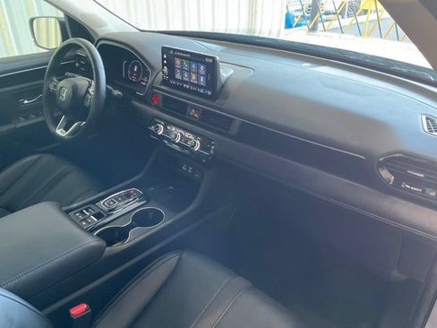 Certified 2025 Honda Pilot EX-L image 24
