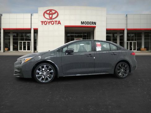 New 2026 Toyota Corolla SE image 7