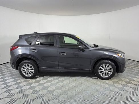 Used 2016 MAZDA CX-5 Touring FWD image 4