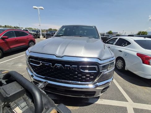 Used 2025 RAM 1500 Big Horn AWD/4WD image 3