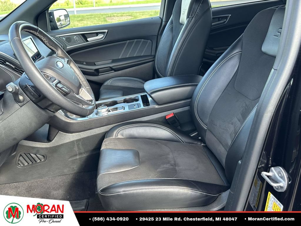 Used 2023 Ford Edge ST w/ Cargo Accessory Package AWD/4WD image 17
