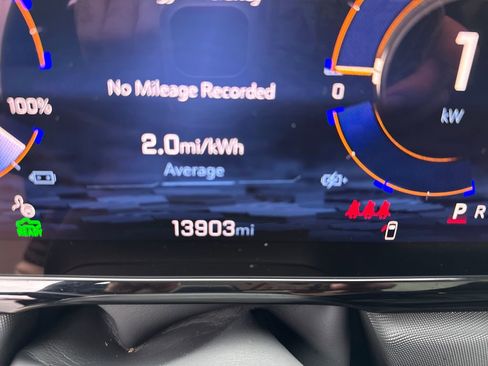 Used 2024 Chevrolet Silverado EV RST image 20