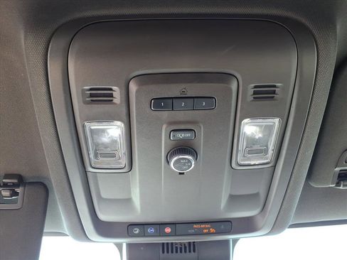 Certified 2023 GMC Yukon SLT image 17