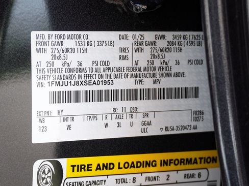 Used 2025 Ford Expedition Active AWD/4WD image 38