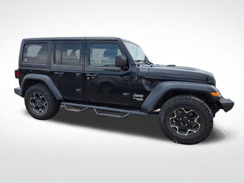 Used 2019 Jeep Wrangler Unlimited Sport S AWD/4WD image 4