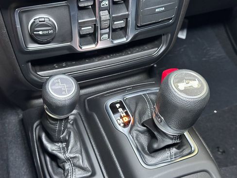 New 2025 Jeep Wrangler Sport S image 29