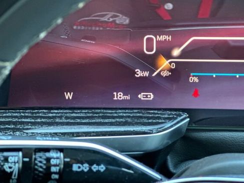 New 2025 Cadillac Escalade IQ Sport 1 w/ LPO, ONYX Package image 28