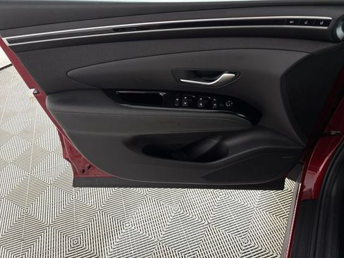 Used 2024 Hyundai Tucson Limited FWD image 12