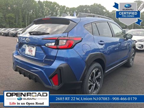 Used 2025 Subaru Crosstrek 2.5i Premium AWD/4WD image 3