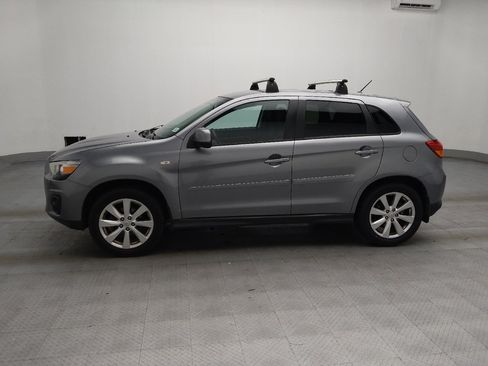 Used 2015 Mitsubishi Outlander Sport ES image 2