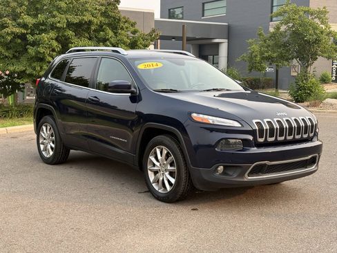 Used 2014 Jeep Cherokee Limited AWD/4WD image 6
