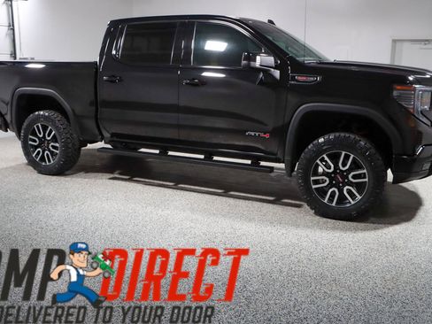 Used 2023 GMC Sierra 1500 AT4 w/ Technology Package AWD/4WD image 7